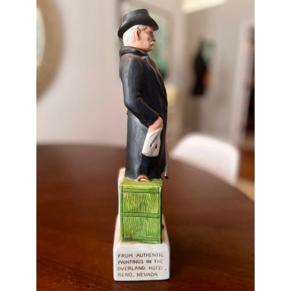 McCormick Bourbon Decanter Black Bart Gunfighter Vntage Porcelain Americana Good